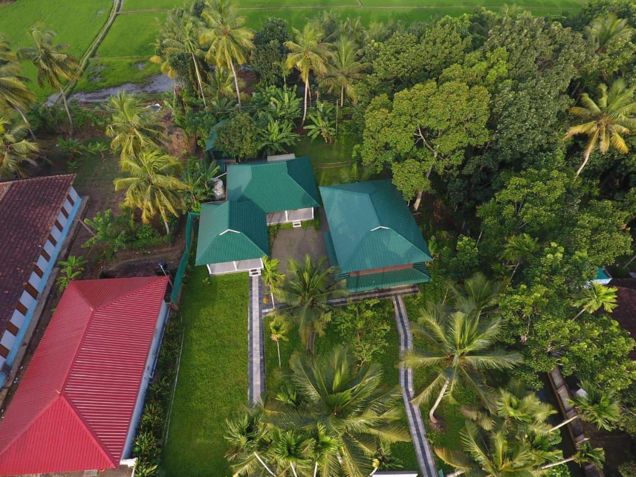 Pamba Inn Alappuzha ภายนอก รูปภาพ