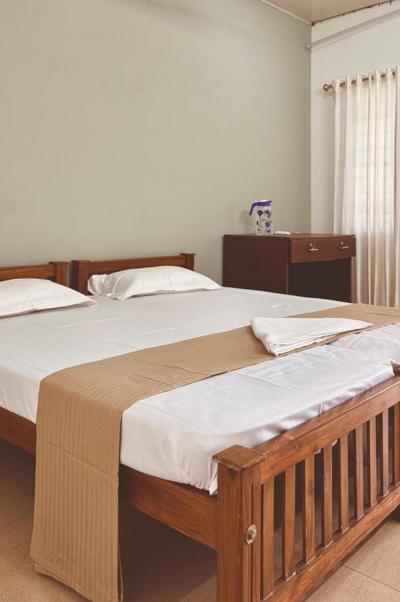 Pamba Inn Alappuzha ภายนอก รูปภาพ